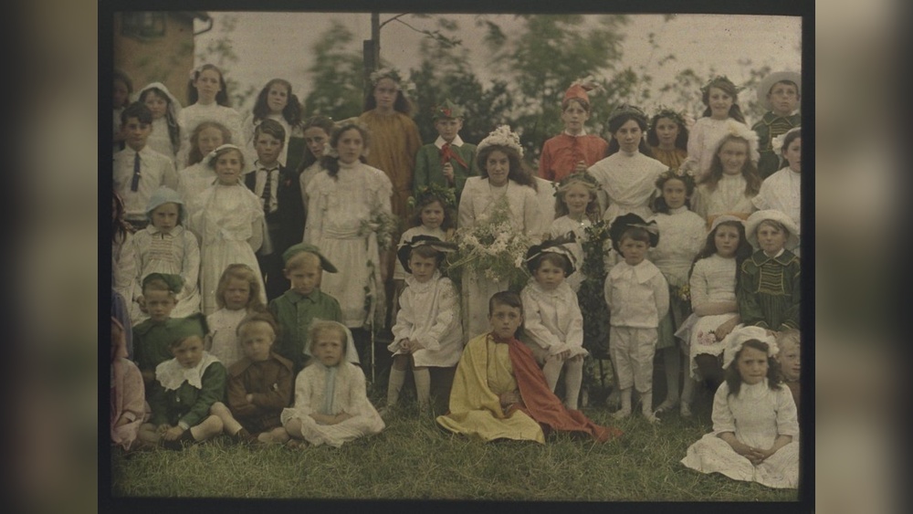 When were Colored Photos Invented